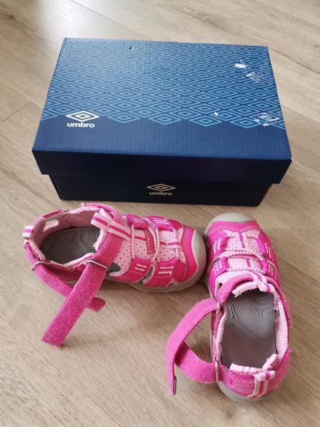 Botaskové sandálky, umbro,25