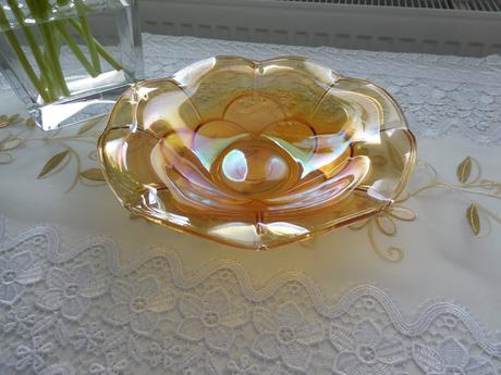 Misa z farebného skla v tvare kvietku-retro,, 