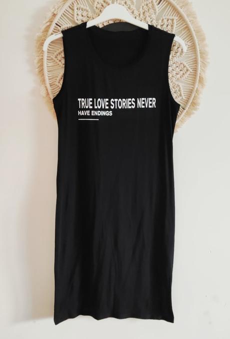 Čierne tričkové šaty, m