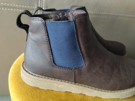 Kožené kotníkové topánky, 33