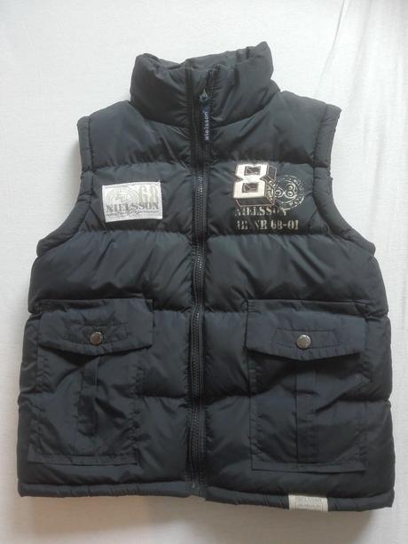 Chlapčenská vesta, 122