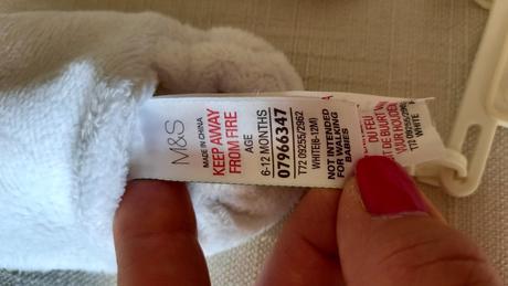 Capacky 17, marks & spencer,<17