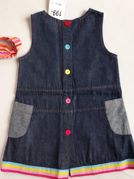 Dievčenské šaty, 104