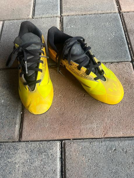 Halovky adidas, adidas,35