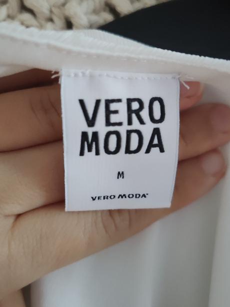 Letné šaty s  tylom, vero moda,m