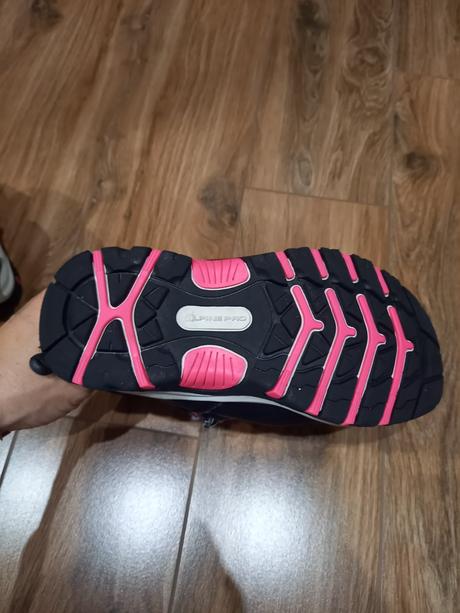 Snehule, alpine pro,34