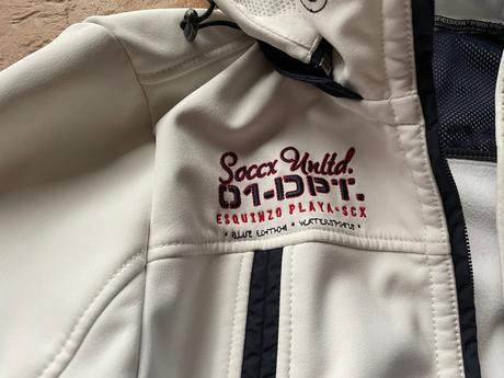 Biela softshelka, soccx,40