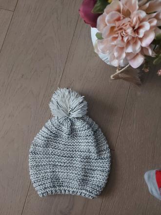 Pletená čiapka, 52