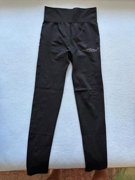 Teple leginy, 146