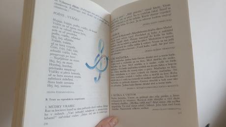 Priateĺ mäkčeň kamarátka bodka, 