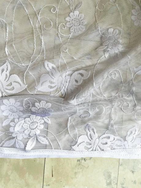 Záclona na prešitie,