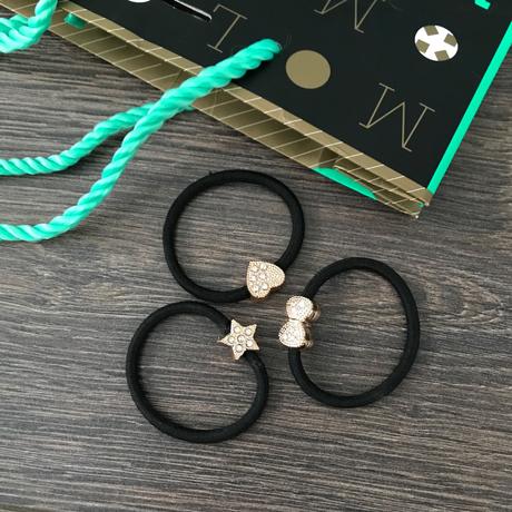 3ks gumičiek s korálkami,