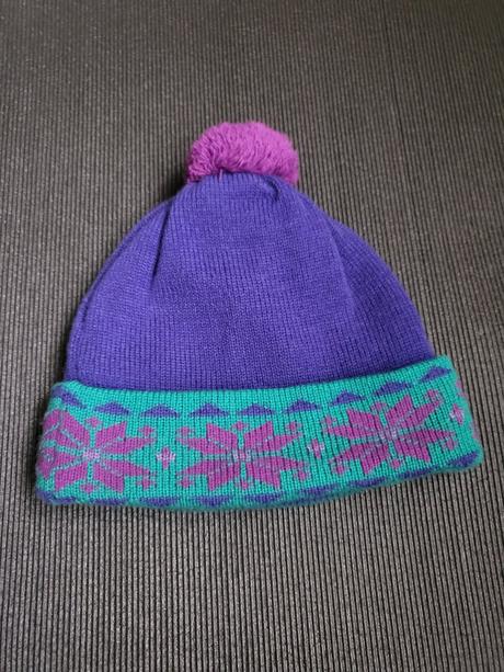 Čiapky, šál, čelenky, 