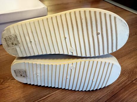 Snehule, veľ. 39, 39