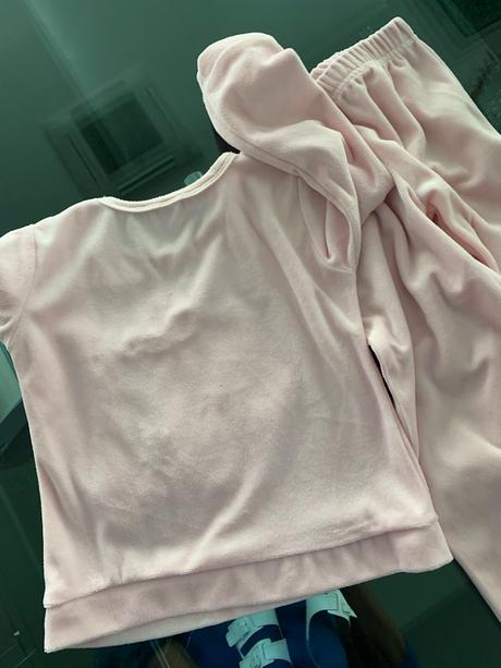 Dievčenské pyžamo vel.3-4 roky, 104