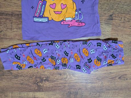 Pyžamo 110/116, 110