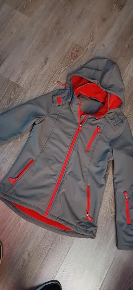 Softvérová bunda., s