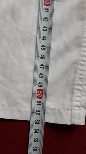 Biela spolocenska kosela, 104