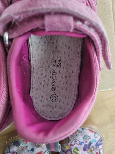 Protetika sandalky, protetika,32