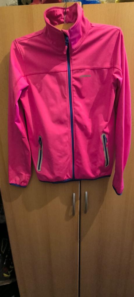 Prechodná bunda, 164