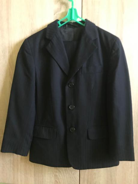 Chlapčenský oblek, 134