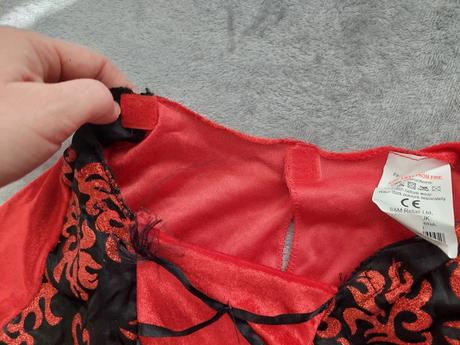 Kráľovná karnevalové šaty veľ.128-140,