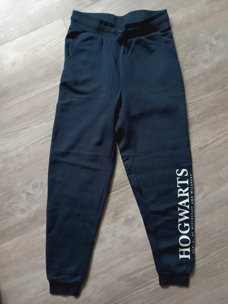 Hrejivé teplákové nohavice 146/152, c&a,146