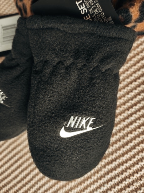Zimná čiapka a rukavice, nike,46 / 48