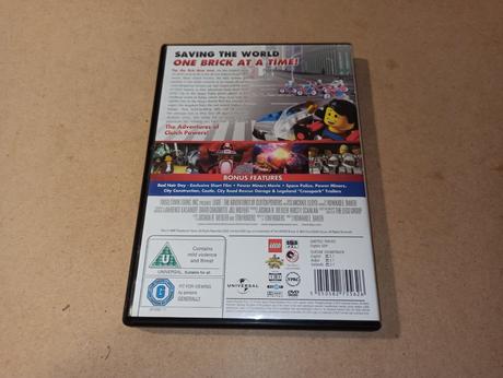 Dvd lego the adventures of clutch powers, 