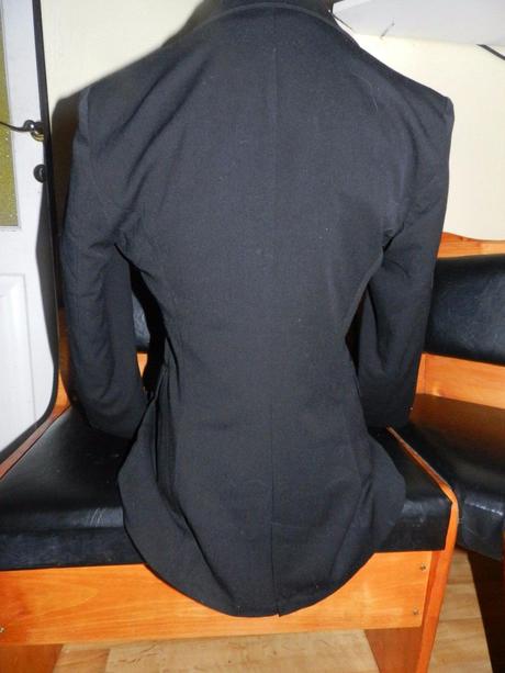 Sačko, vzadu predĺžené, m