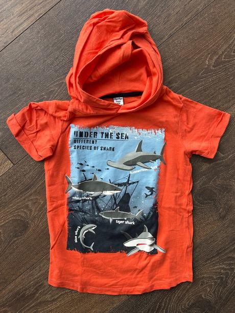 Tričko žraloci, takko,116