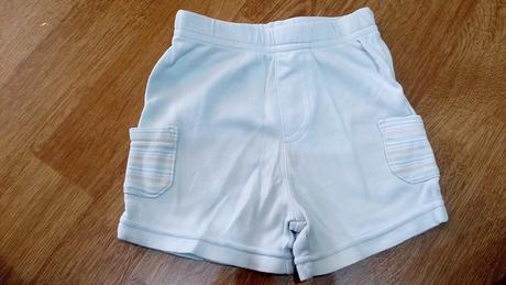 Šortky, f&f,68