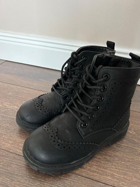 Čierne topánky, reserved,29