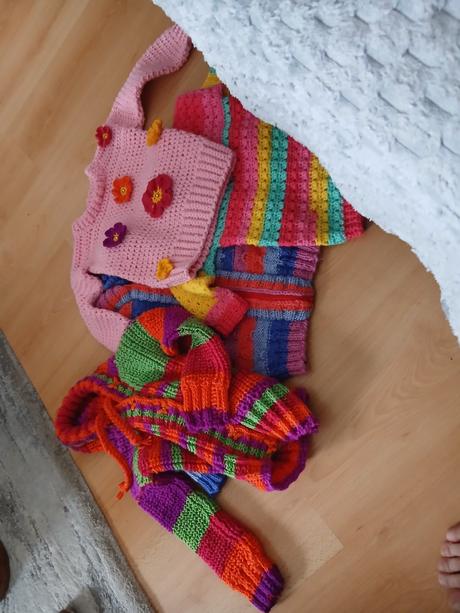 Balik svetre, 86–98