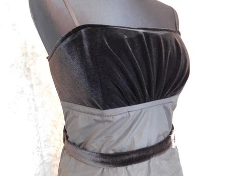 Pekne slavnostne saty, 42