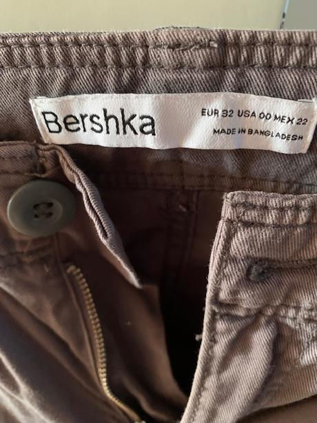 Kapsáče bershka, bershka,32