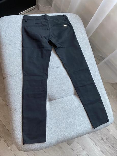 Dámske čierne nohavice, s