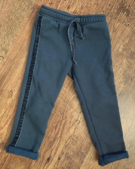 Zateplené tepláky, 92