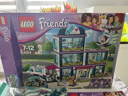 Lego friends nemocnica,