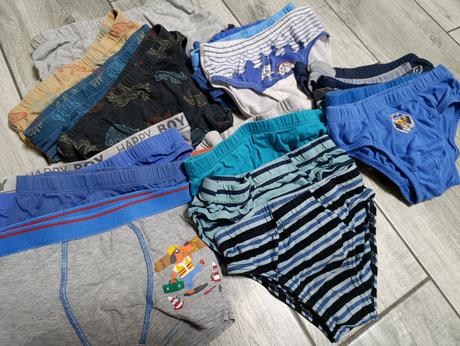 25x slipky + boxerky 110/116, 110