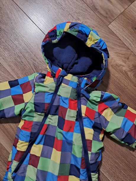 Teplý zimný overal, 74