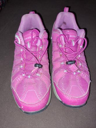 Turisticka obuv 35, graceland,35