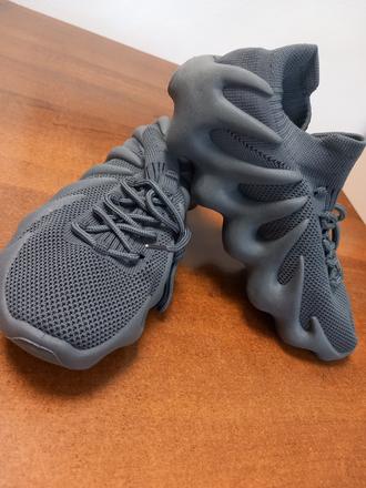 Netypický štýl tenisiek, 41 / 42