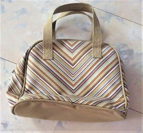 Taška na hyg./opaľovacie potreby/, 