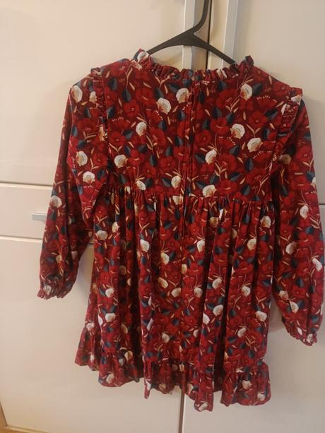 Šaty, sergent major,134