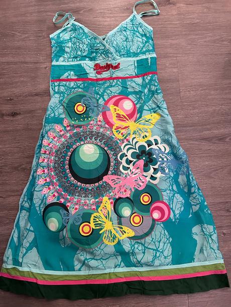 Pc 139 eur - úžasné letné šaty desigual, desigual,36