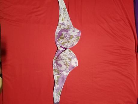 Damska podprsenka, 85a