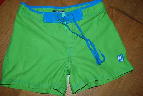 Kvalitné kraťasy, billabong,38