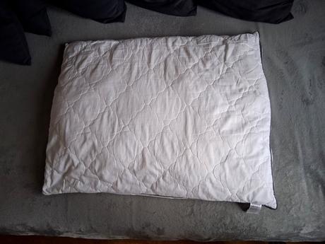 Klasický vankúš 70x90cm posteľ perina obliečka, 
