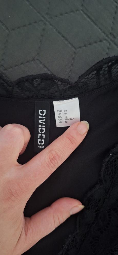 Čipkované šaty, l